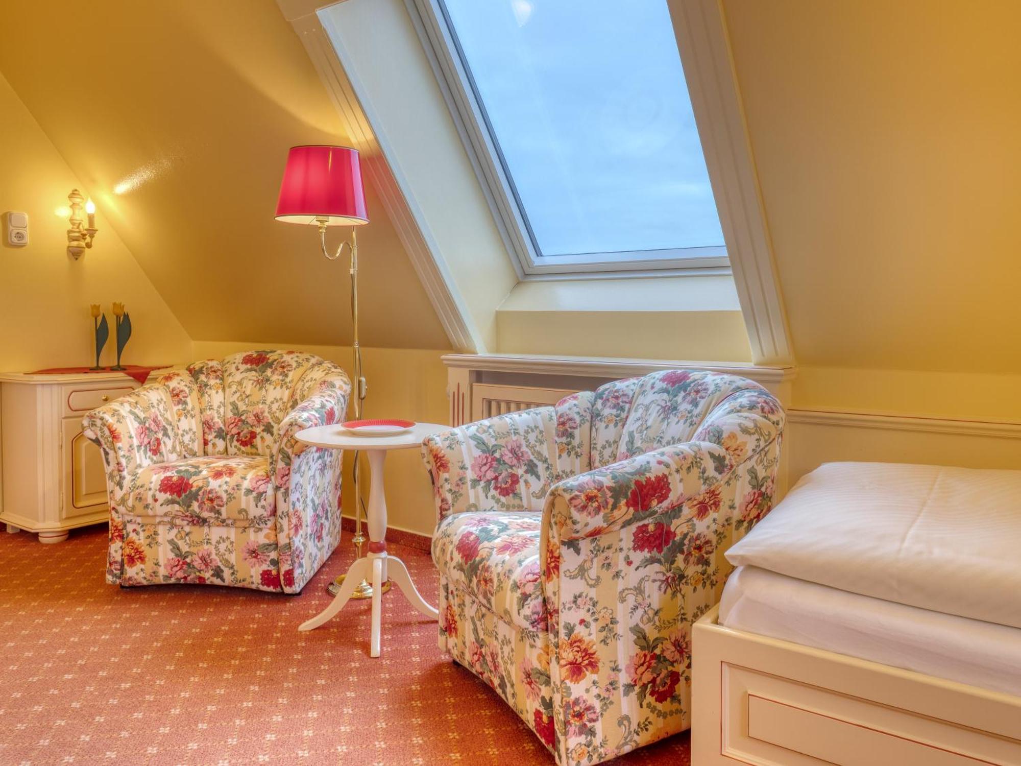 Hotel Wiesbaden Wenningstedt-Braderup Εξωτερικό φωτογραφία
