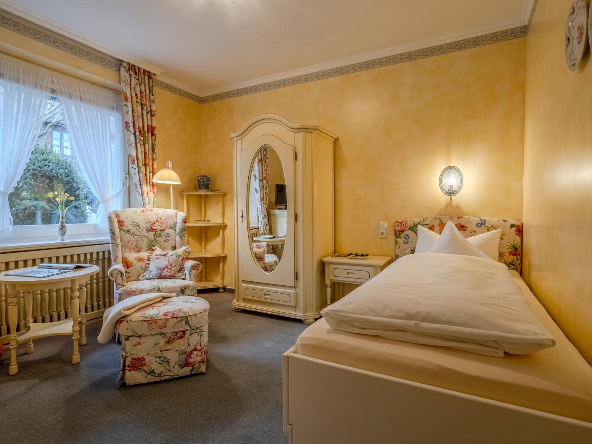 Hotel Wiesbaden Wenningstedt-Braderup Εξωτερικό φωτογραφία