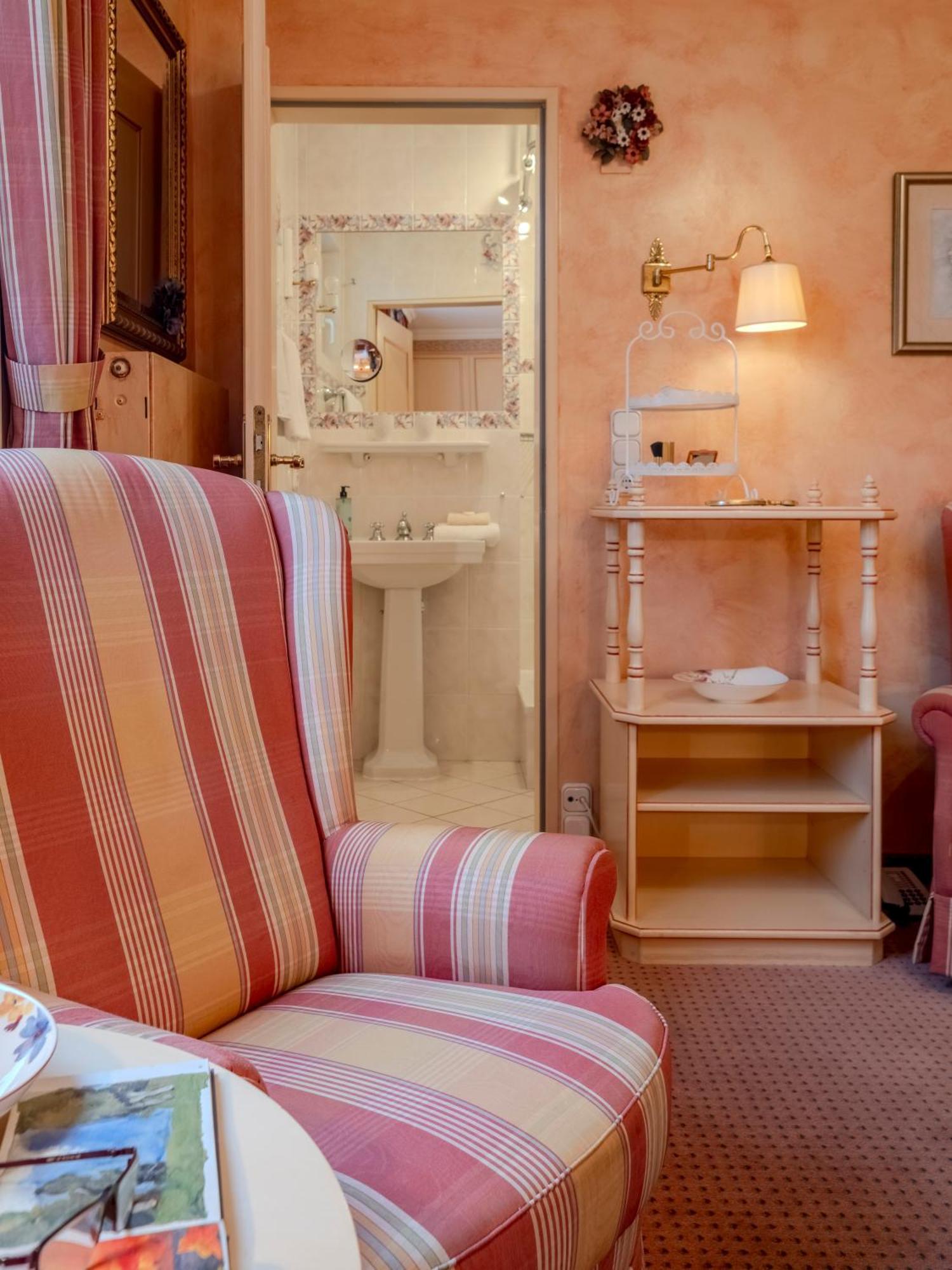 Hotel Wiesbaden Wenningstedt-Braderup Εξωτερικό φωτογραφία