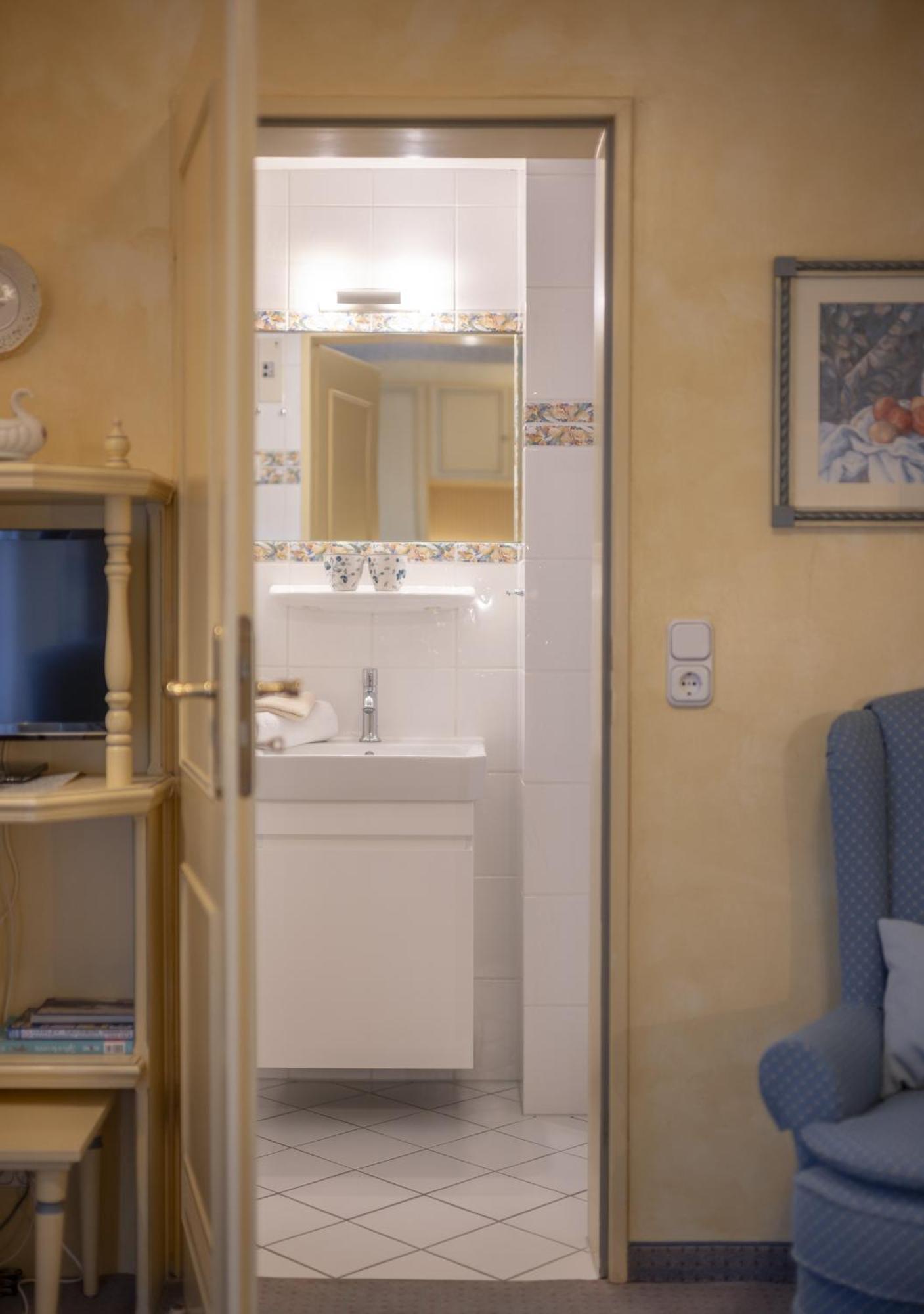 Hotel Wiesbaden Wenningstedt-Braderup Εξωτερικό φωτογραφία