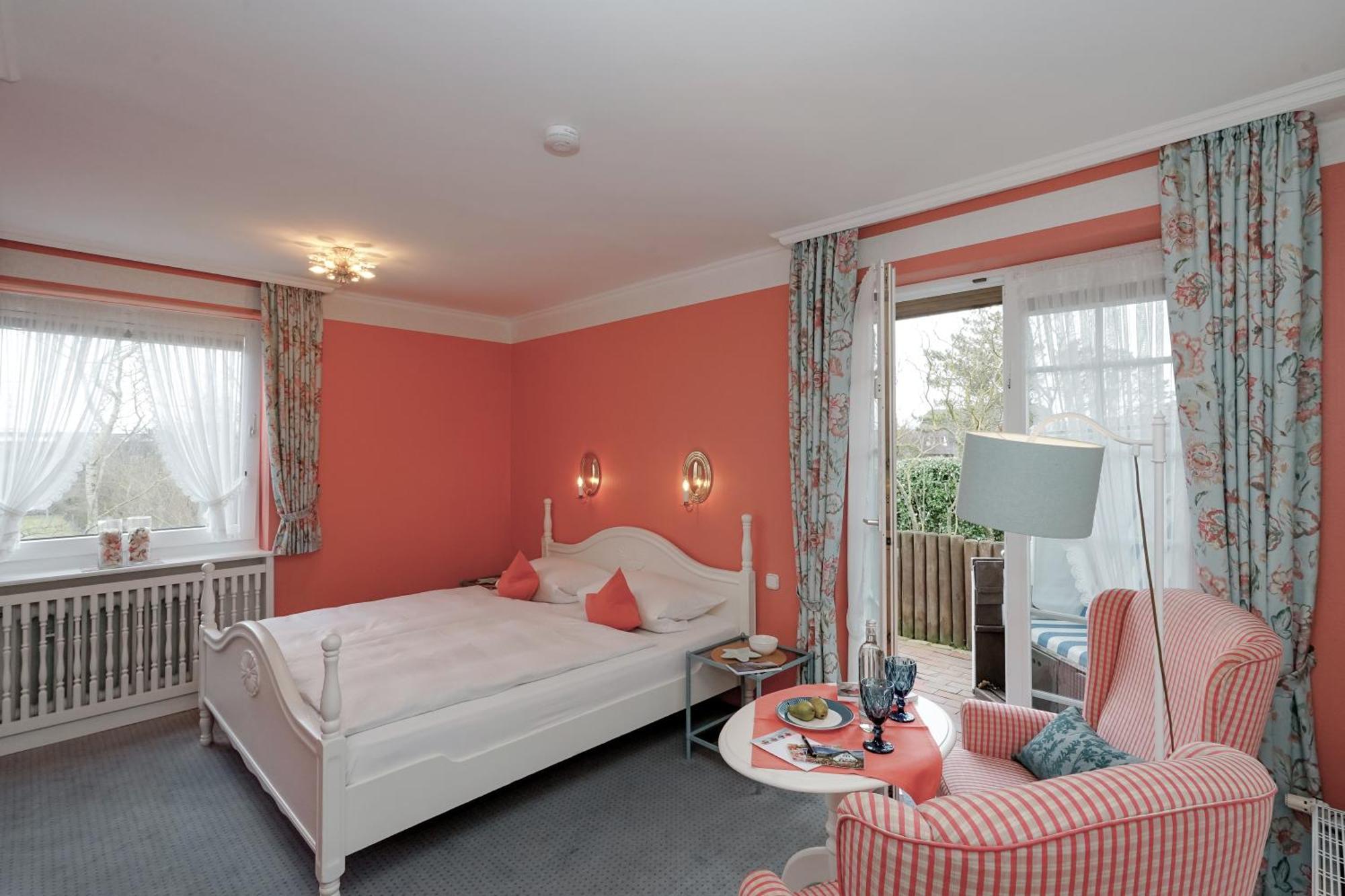 Hotel Wiesbaden Wenningstedt-Braderup Εξωτερικό φωτογραφία