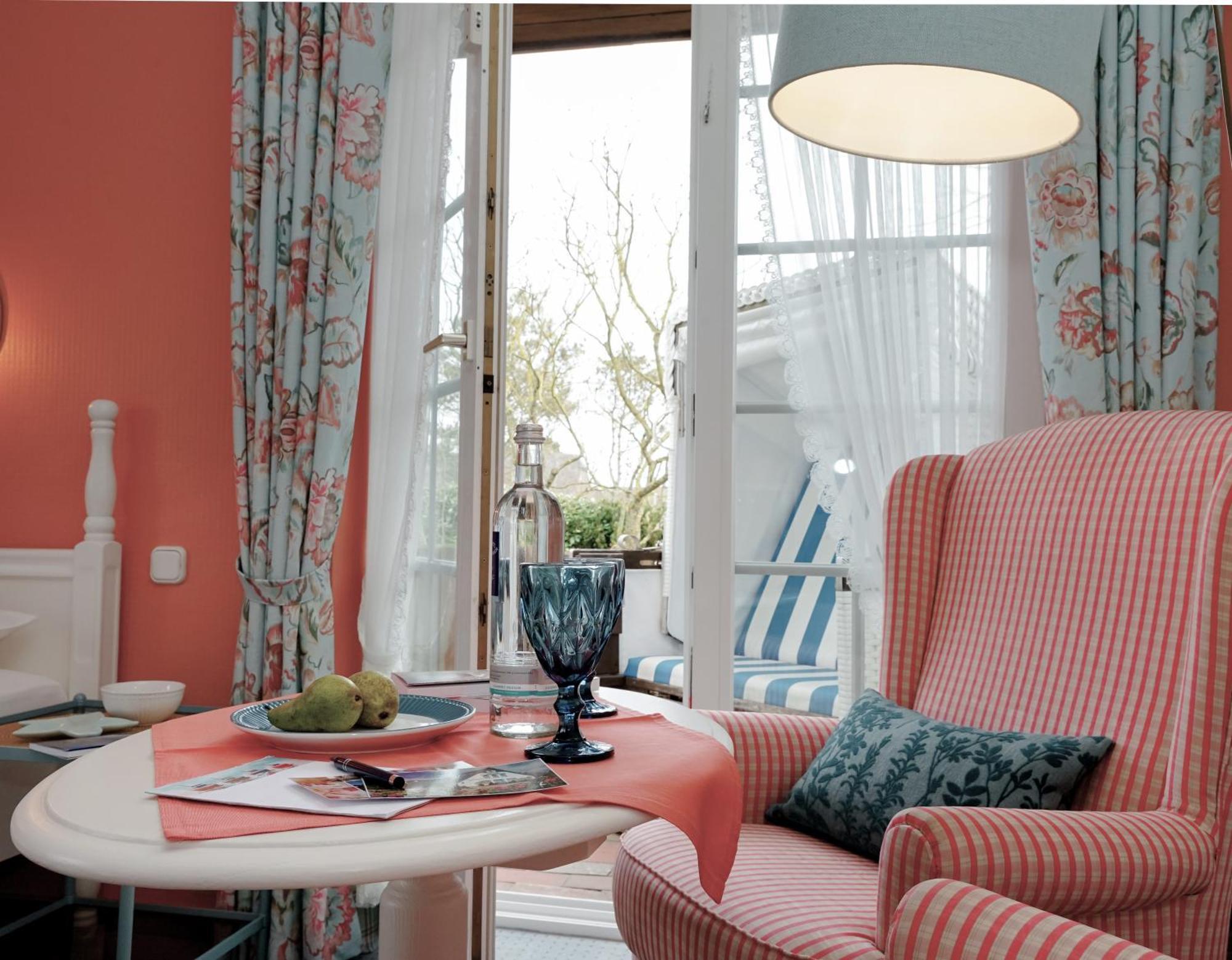 Hotel Wiesbaden Wenningstedt-Braderup Εξωτερικό φωτογραφία