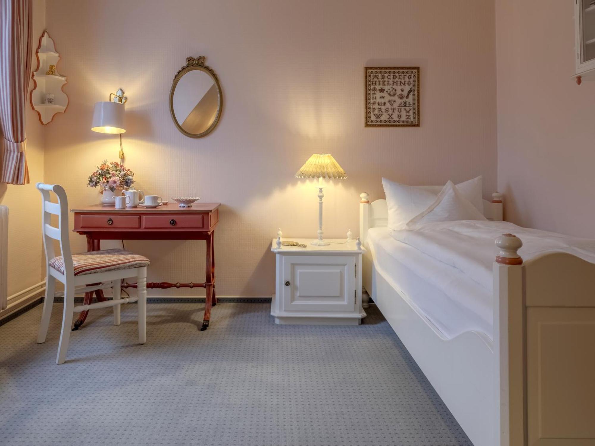 Hotel Wiesbaden Wenningstedt-Braderup Εξωτερικό φωτογραφία