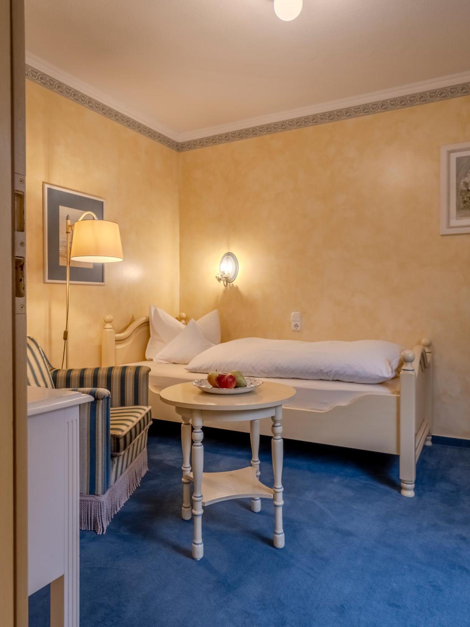 Hotel Wiesbaden Wenningstedt-Braderup Εξωτερικό φωτογραφία