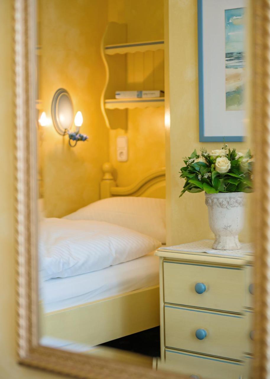 Hotel Wiesbaden Wenningstedt-Braderup Εξωτερικό φωτογραφία